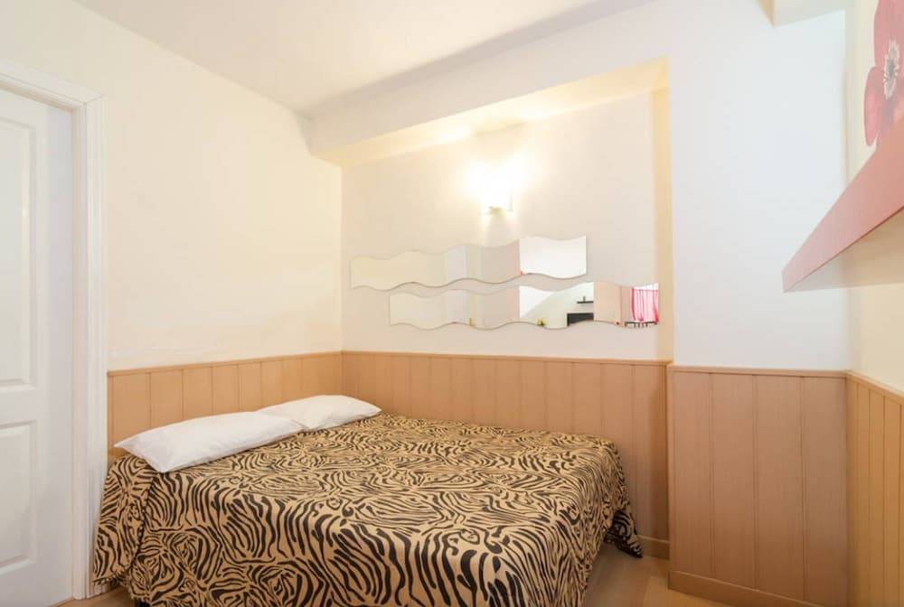 Amazing Apartments Malaga Center 2