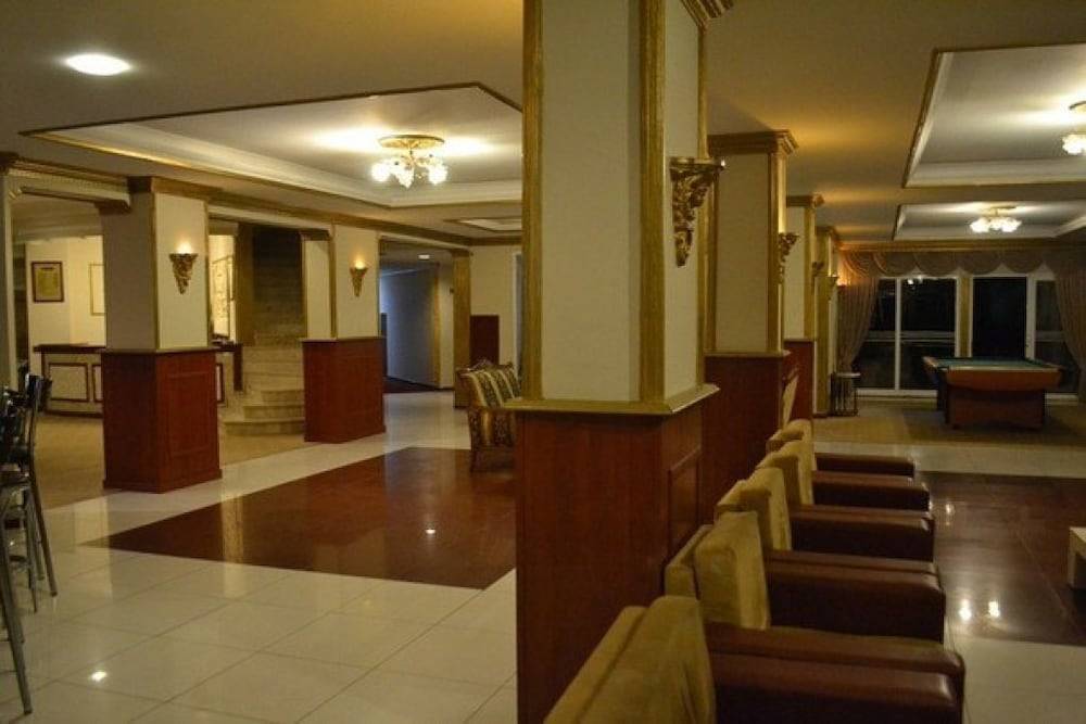 Armir Palace 2