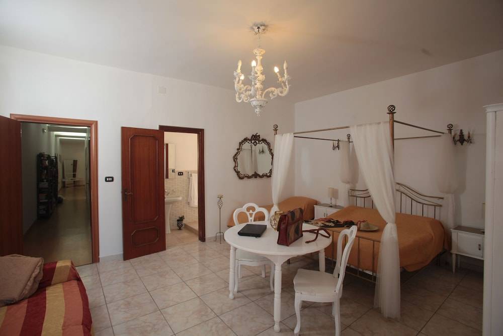ZO. NE. Baroque B&B 1