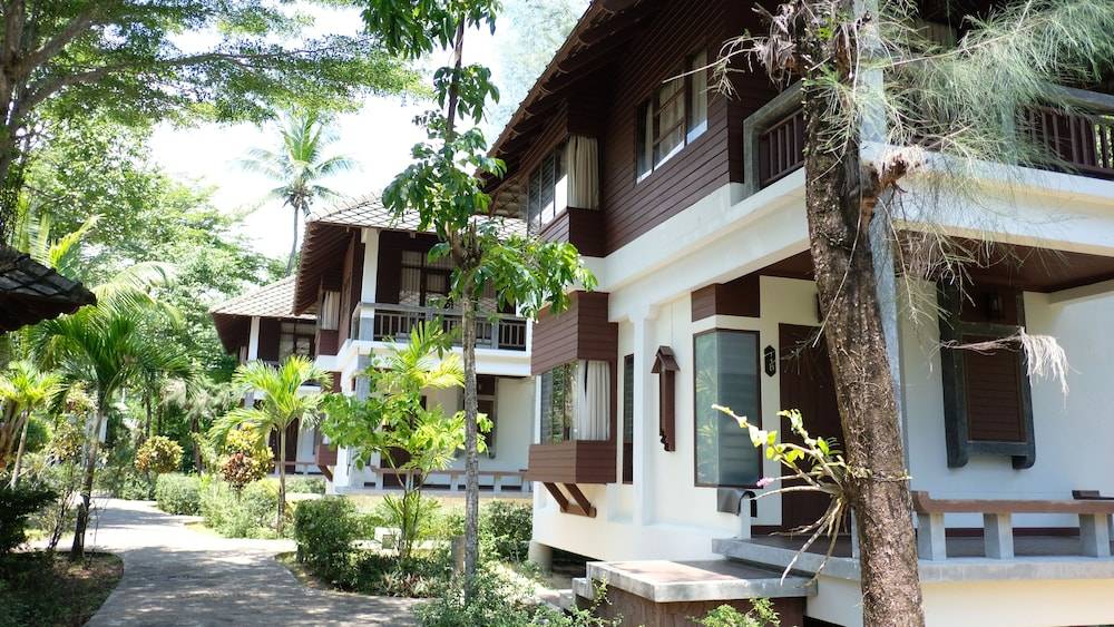 Lah Own Khaolak Resort 1