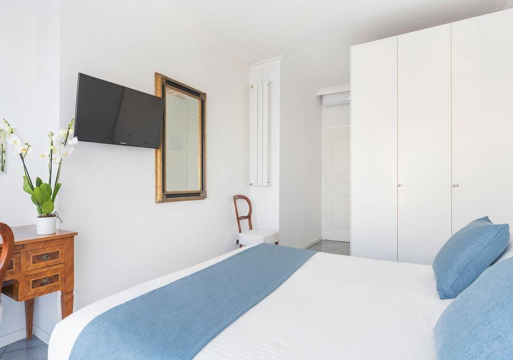 Fiorentini Residence NAPOLI 2
