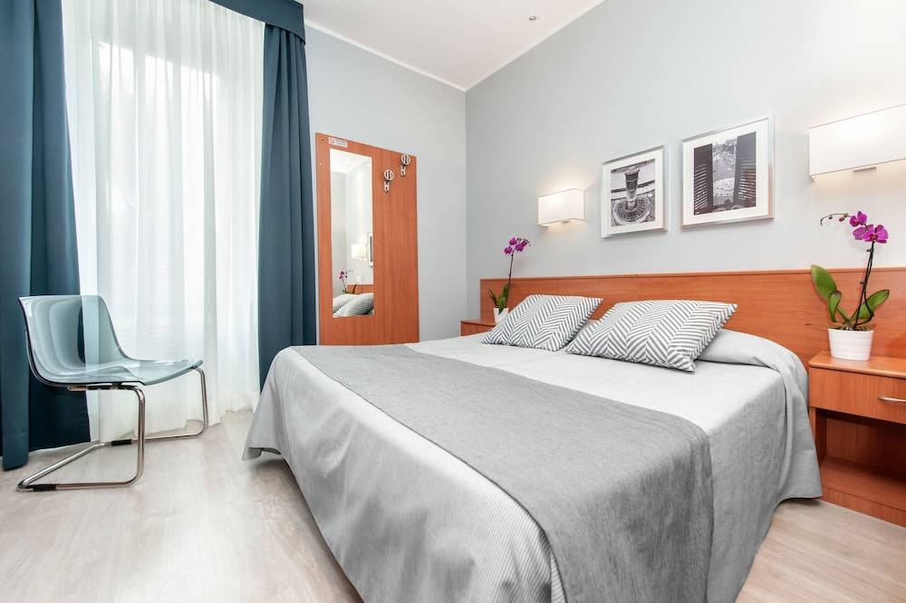 Hotel Roi 2