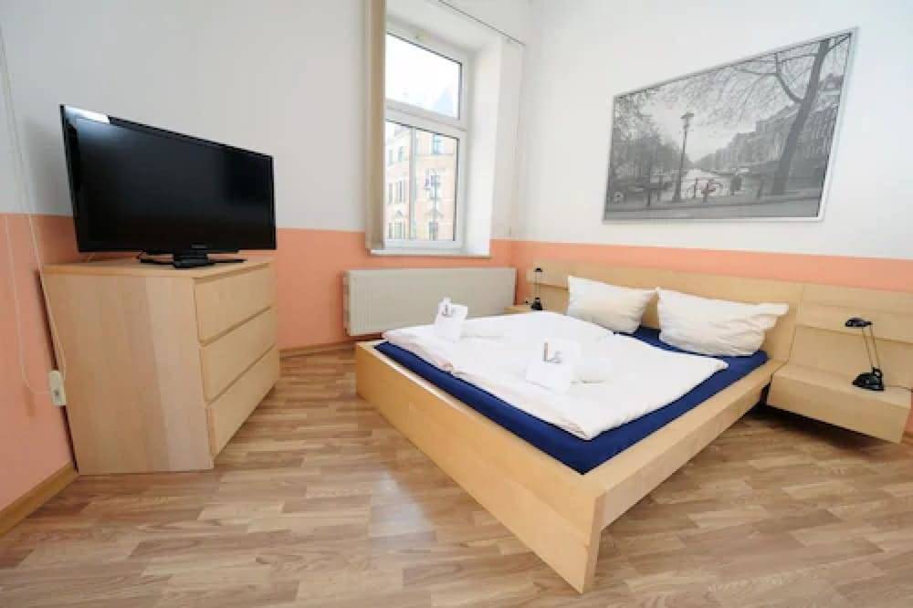 My Bed Dresden 1
