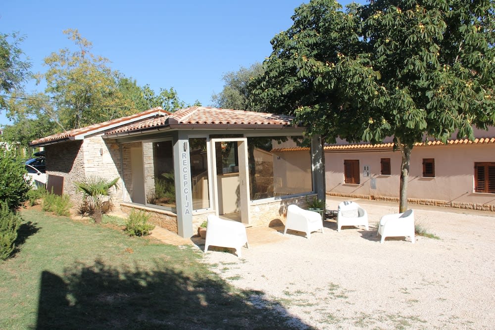 Mobile Homes Peškera 2