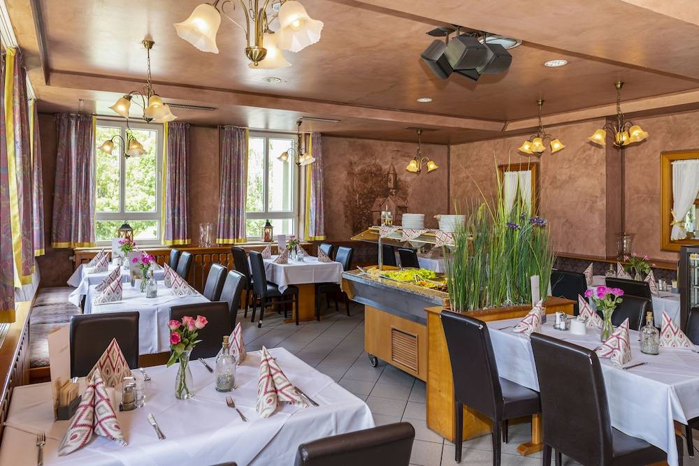 Restaurant & Landhotel Zum Niestetal 1