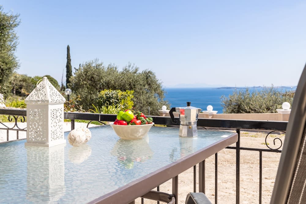 Katerina Horizon Apartments by Konnect - 1,8km from Ipsos beach 1