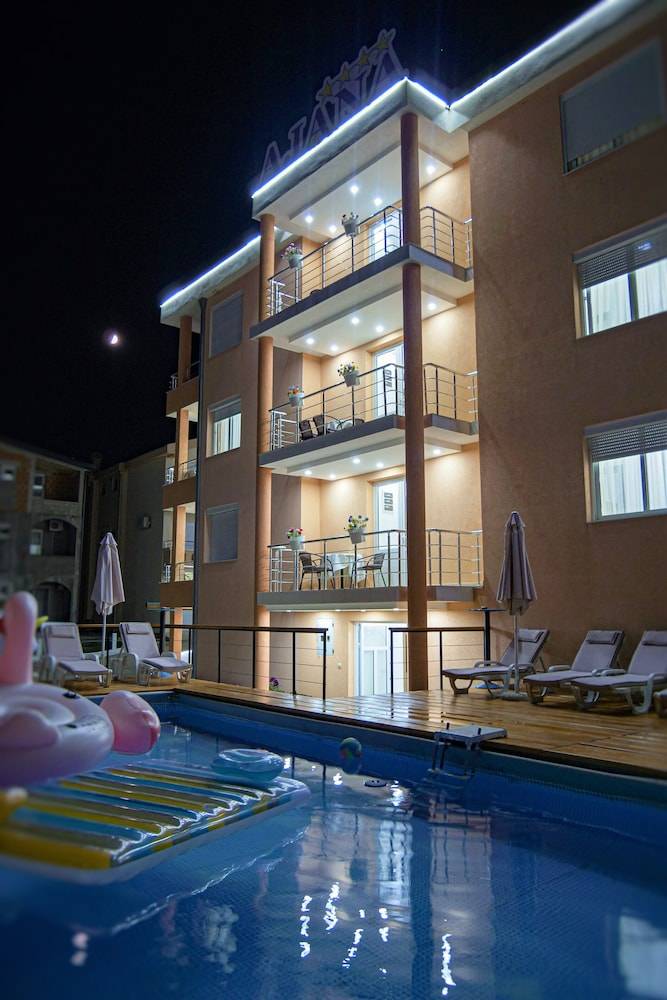 Hotel Ajana 1