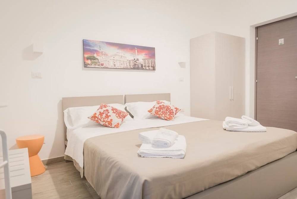 Fladi House Catania 1
