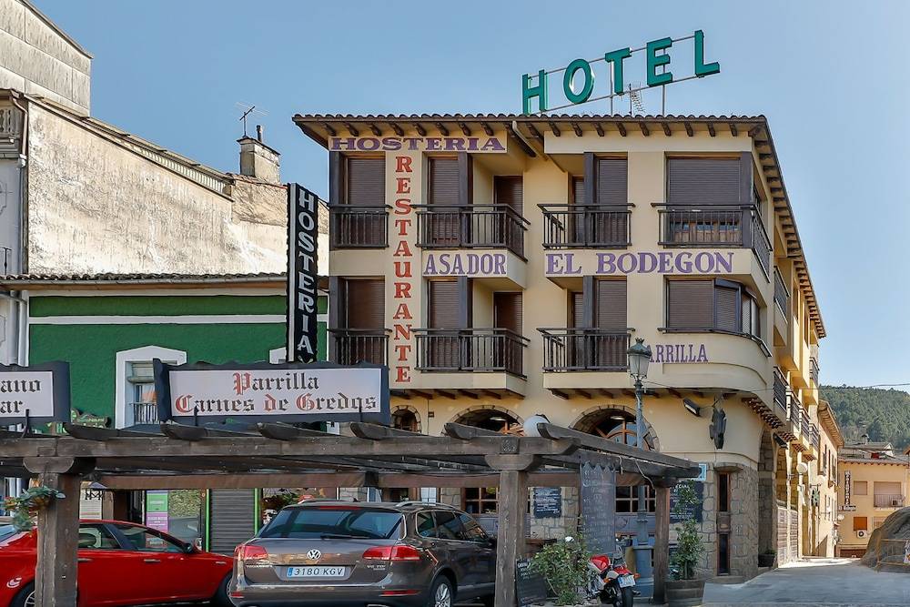 Hostería El Bodegón De Gredos 1