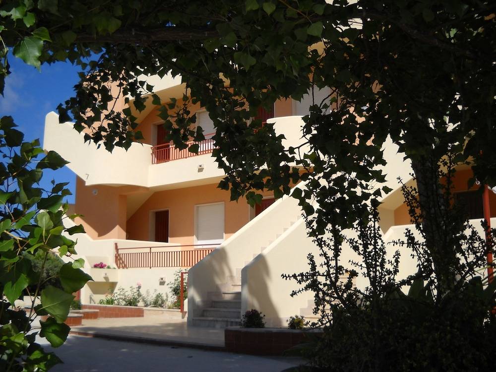 Appartamenti a Pochi Passi dal Mare 1