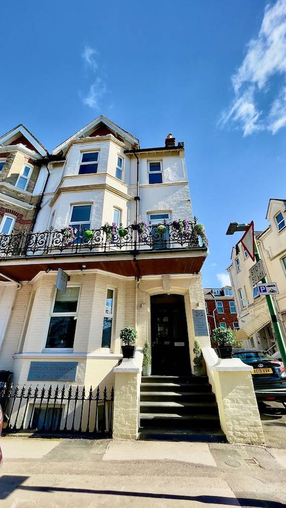 The Hedley Townhouse 1