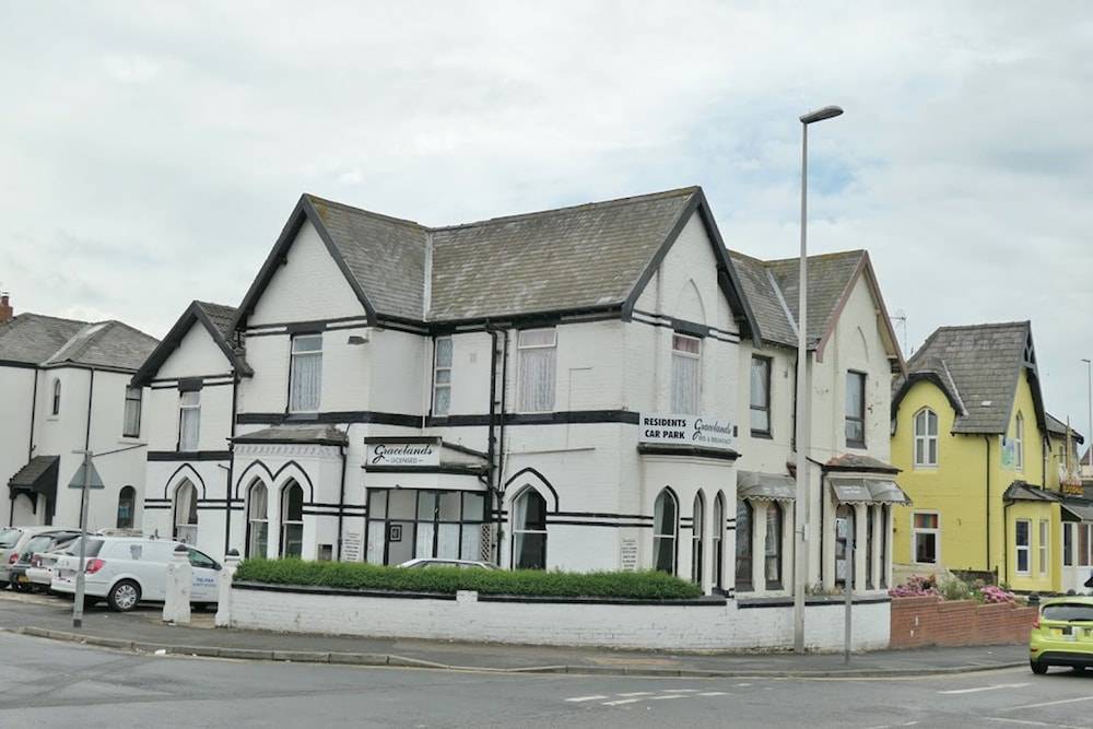 Gracelands Guest House 1