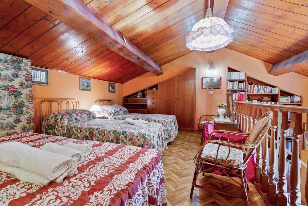GuestHost - Taormina Vintage Loft 2