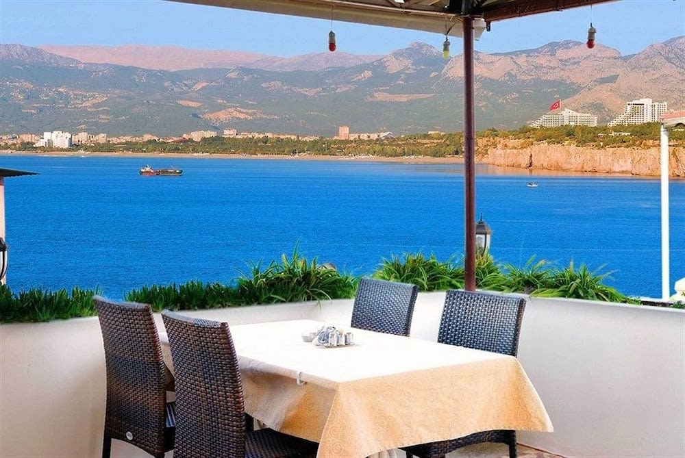 Ozmen Hotel Old Town Kaleiçi 1