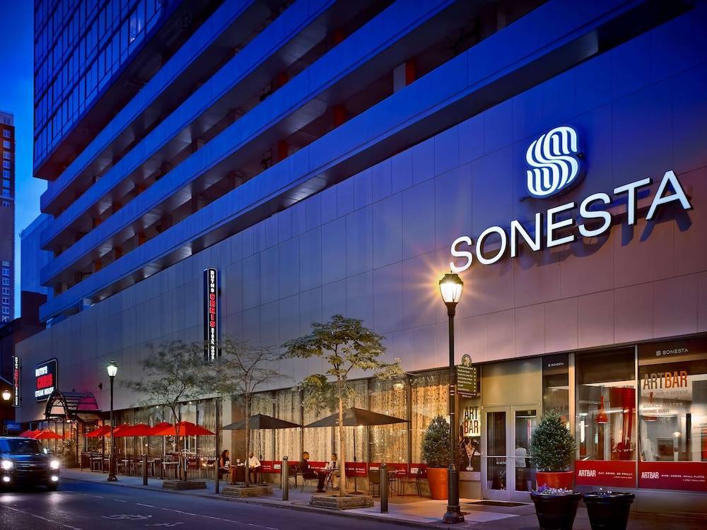 Sonesta Philadelphia Rittenhouse Square 1