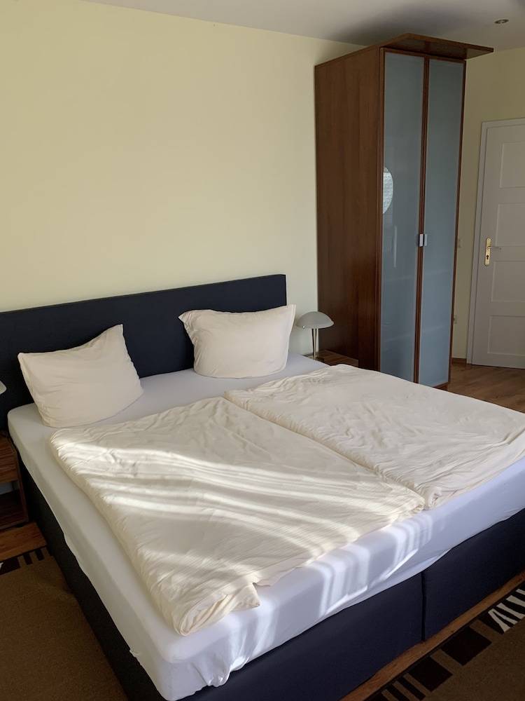 Landhotel Schorssow 2