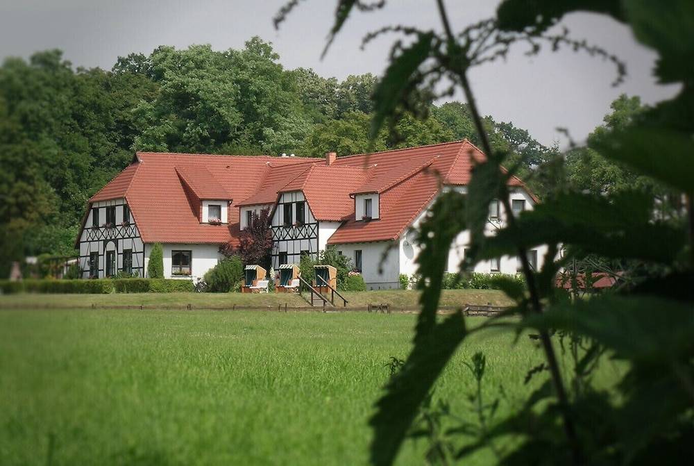 Landhotel Schorssow 1