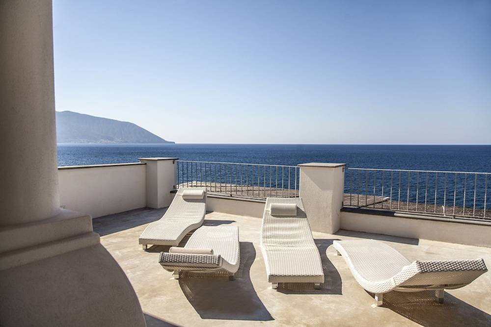 Hotel Cutimare - Aeolian Charme 1