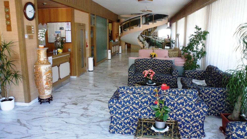 Hotel Reali 2