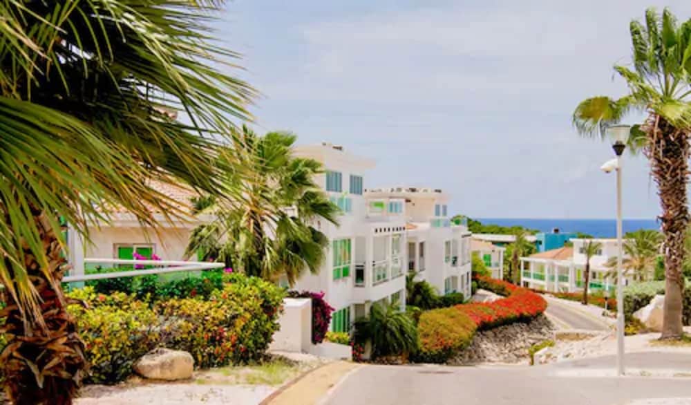 Piscadera Harbour Village 1