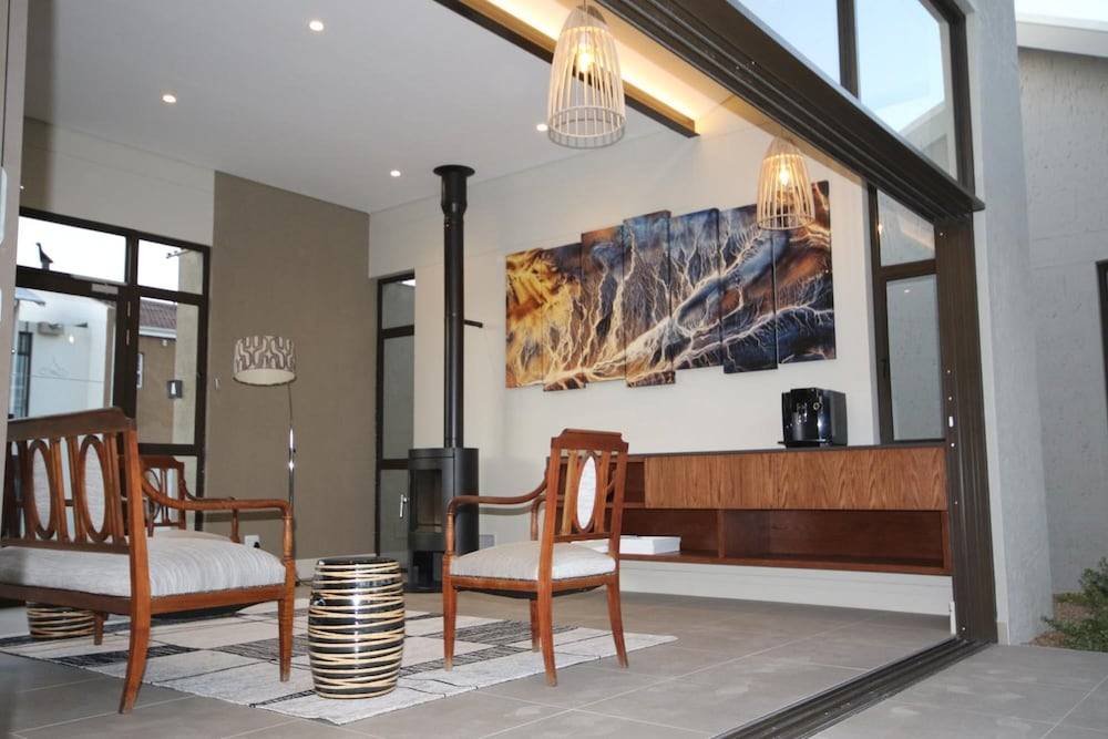 The Elegant Guesthouse 1