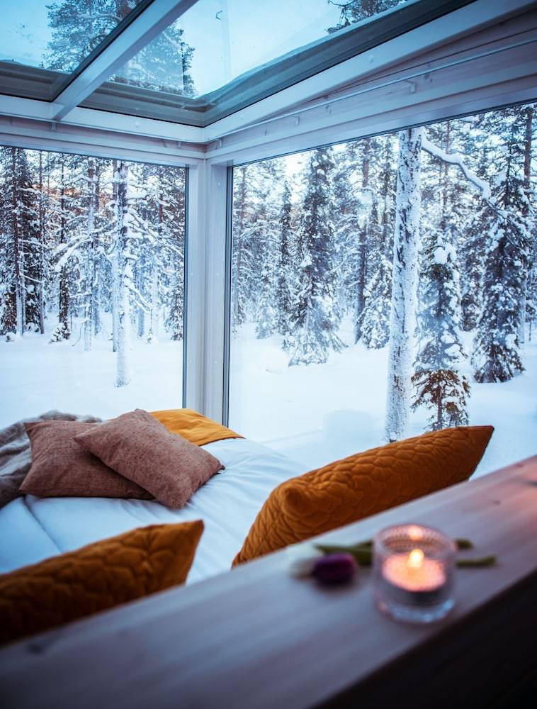 Arctic Skylight Lodge 1