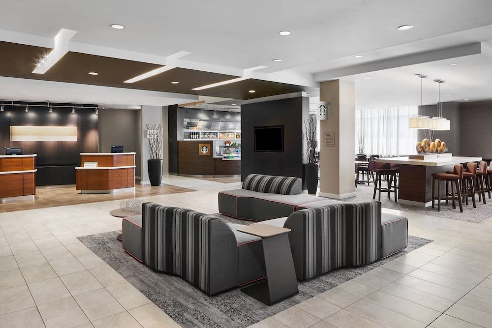 Courtyard by Marriott Newark Downtown 1
