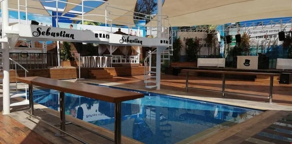 Sebastian Hotel 1