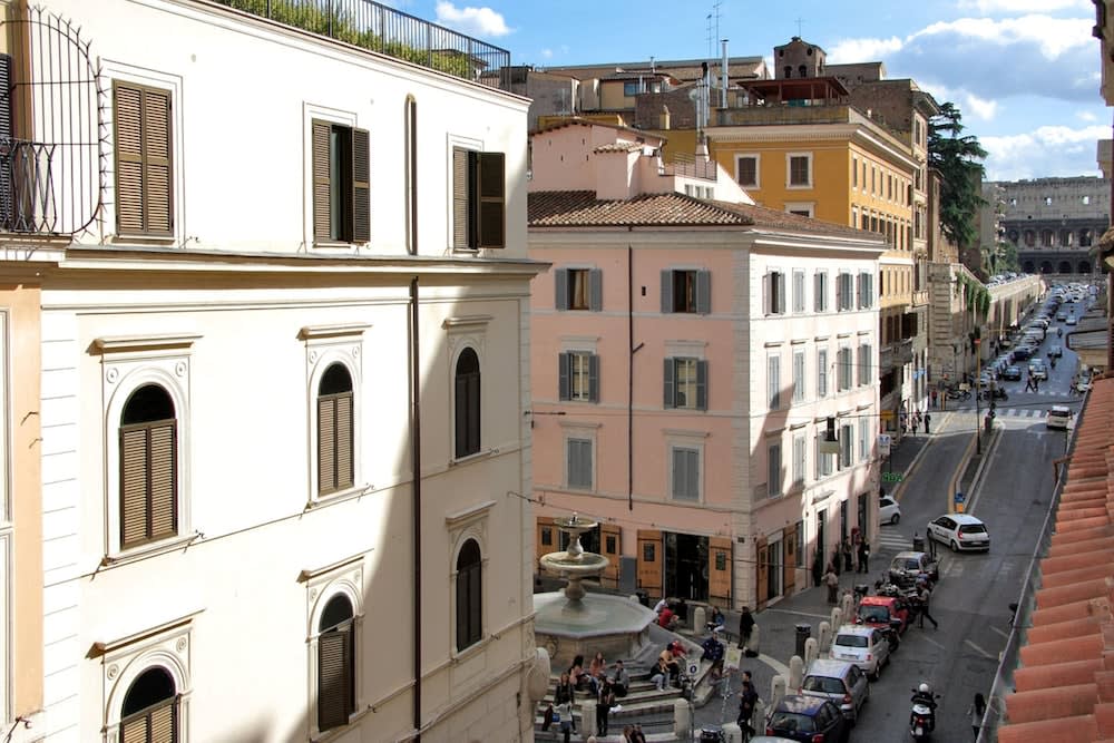 Daplace - HQH Colosseo 1