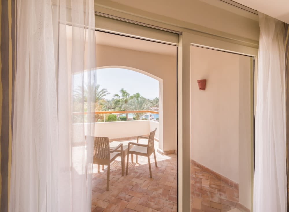 Fort Arabesque Resort, Spa & Villas 2
