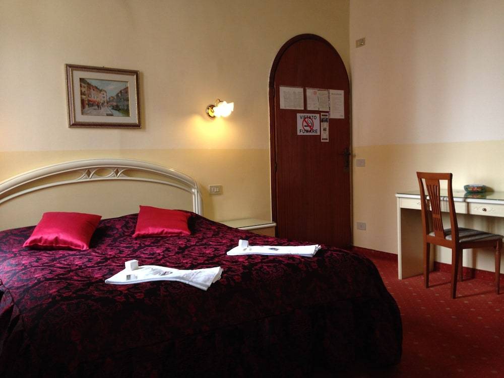 Hotel Casa Linger 1