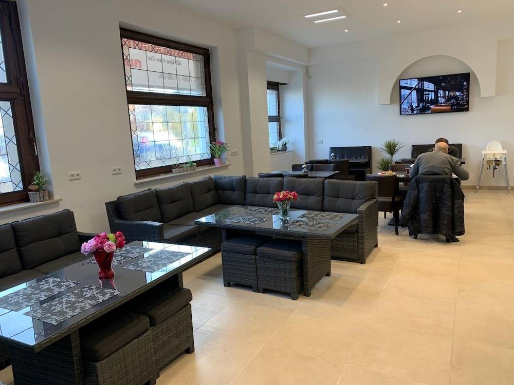 Apart-Hotel Rheinischer Hof Dormagen 2