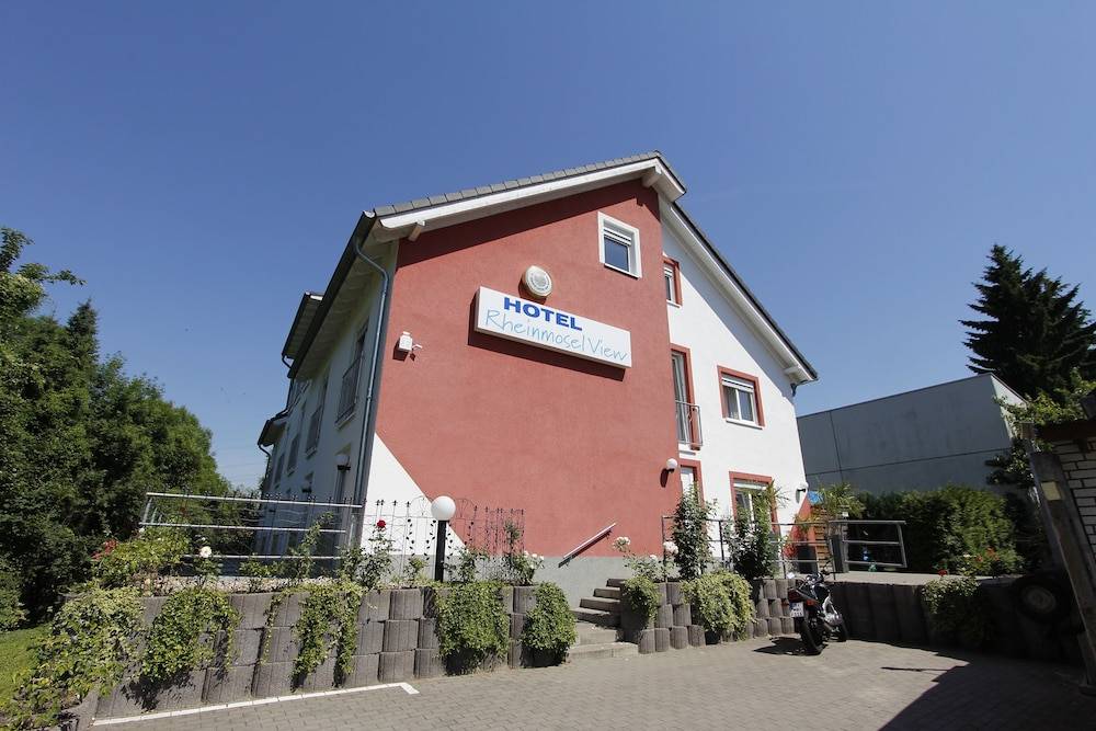 Hotel Rhein-Mosel-View 1