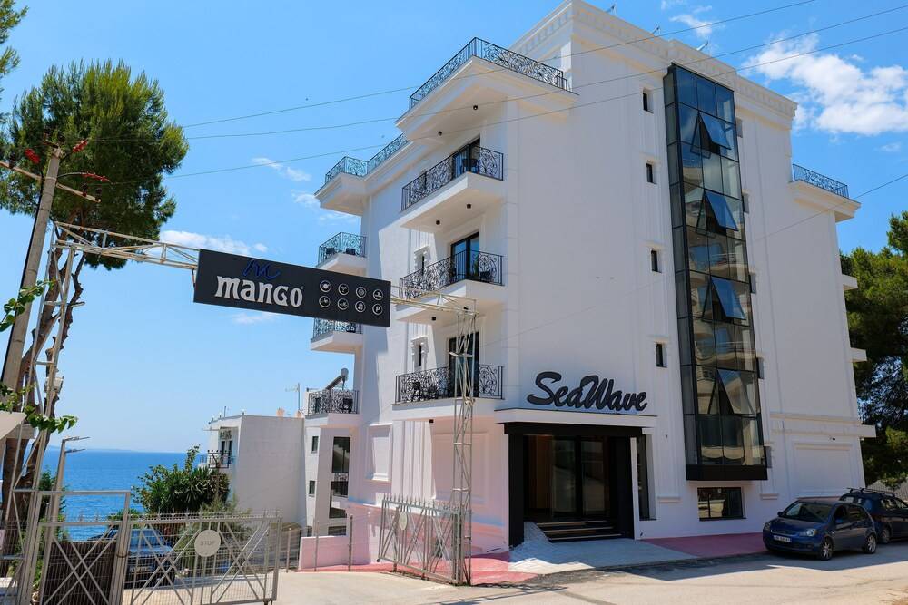 Seawave Hotel 1