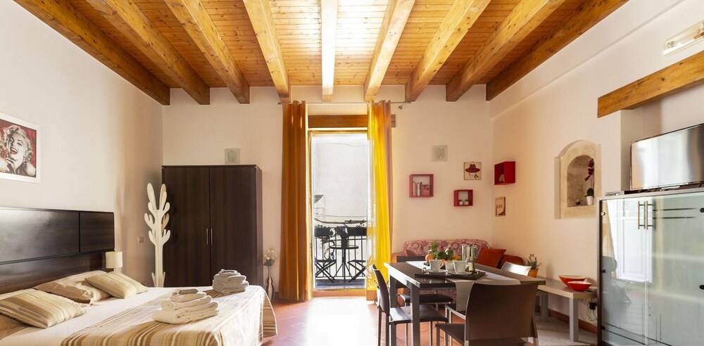 Salomone Apartment 3 1