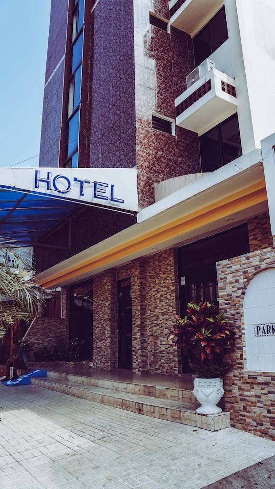 Hotel Arenteiro 1