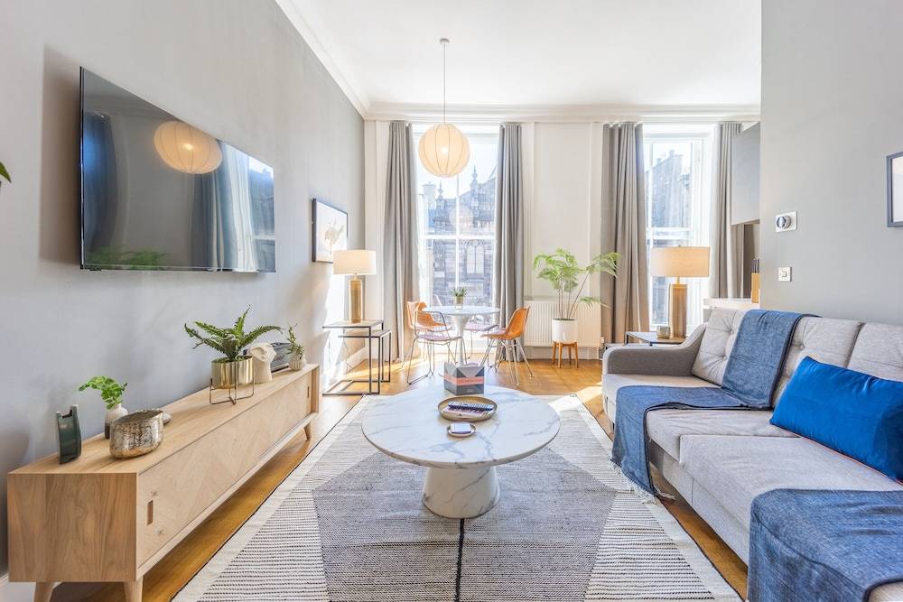 No1 Apartments Edinburgh - George IV Bridge 1