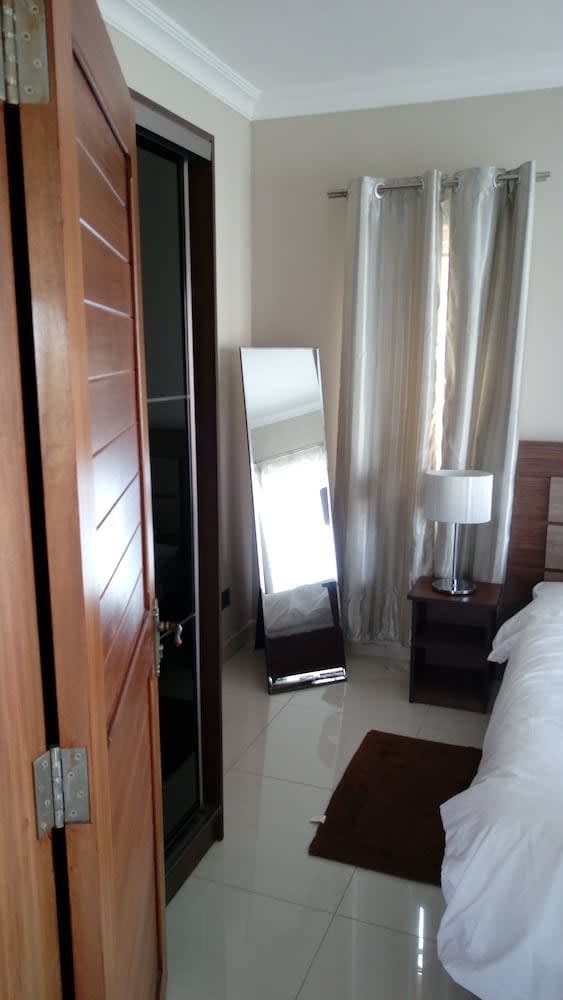 Northern Pearl Luxury Apartments 2