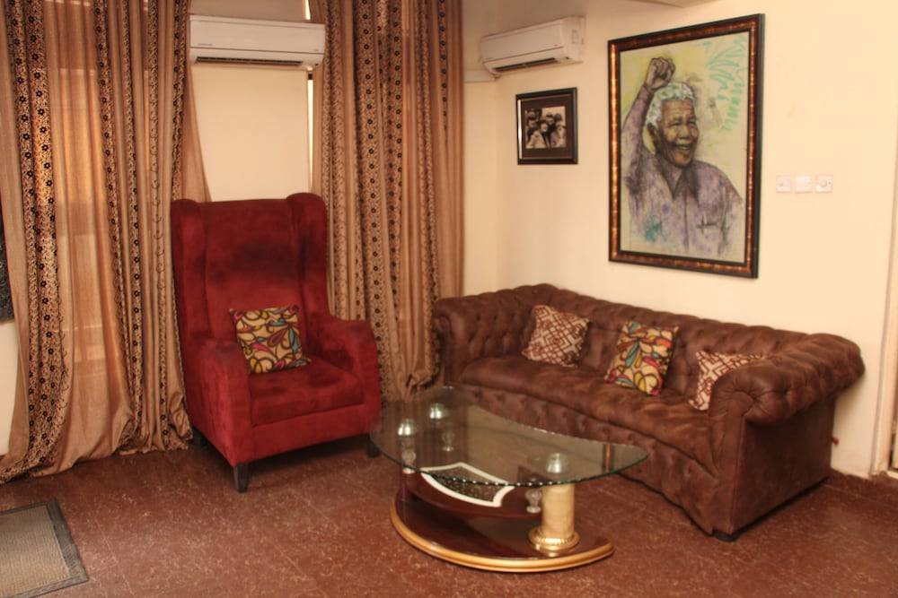 Sapphire Guest House 2