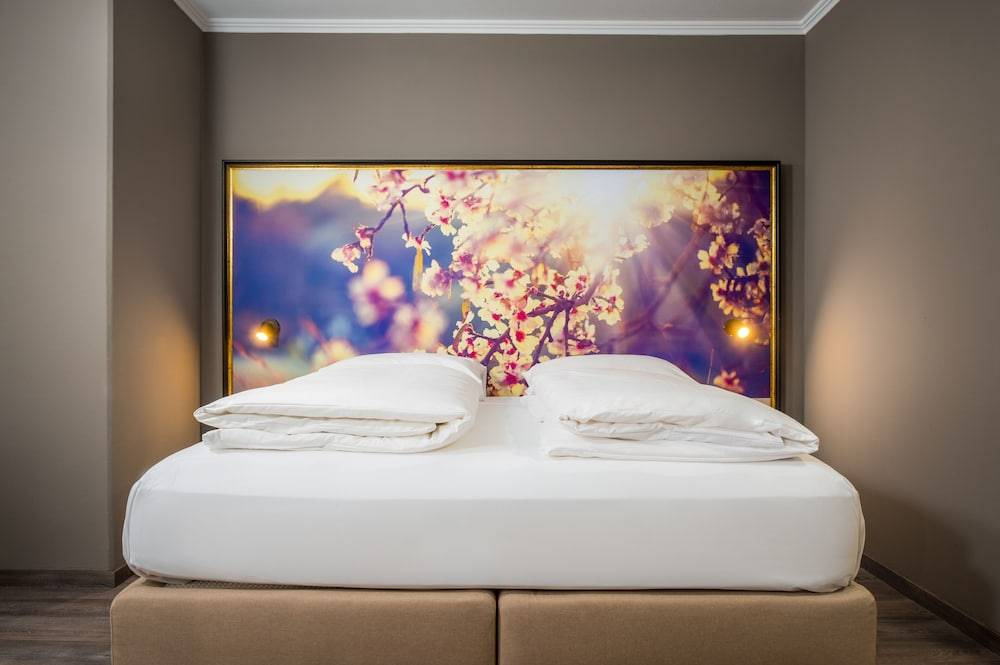 AWA Hotel 1