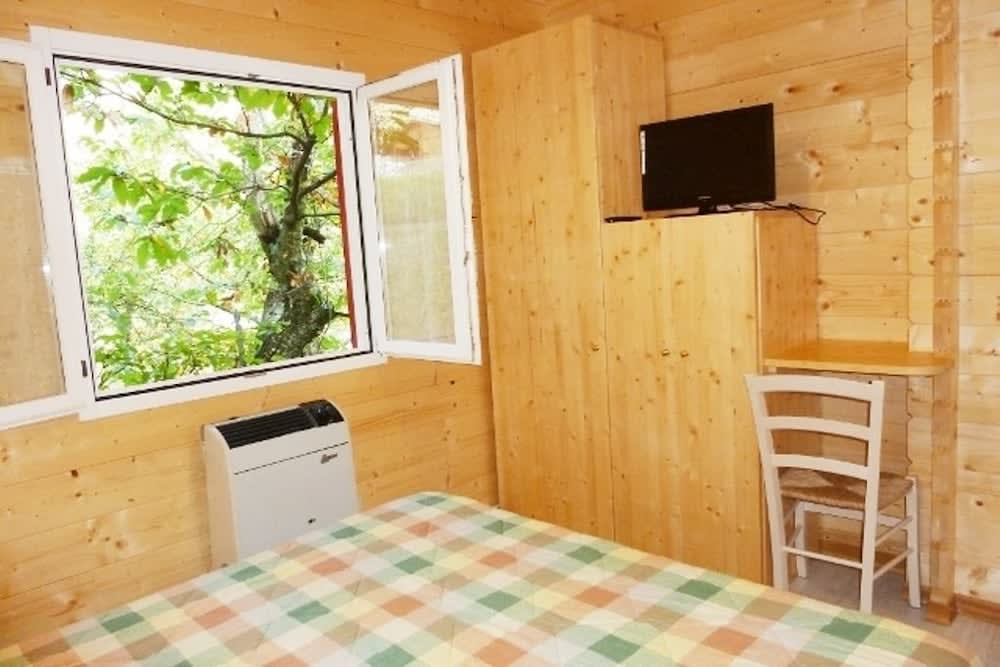 Glamping Villaggio Parco Dei Castagni 4 stelle 2