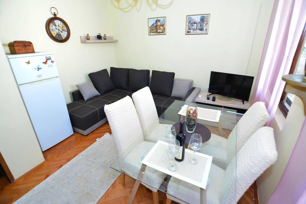 Holiday Home Cattaro 1