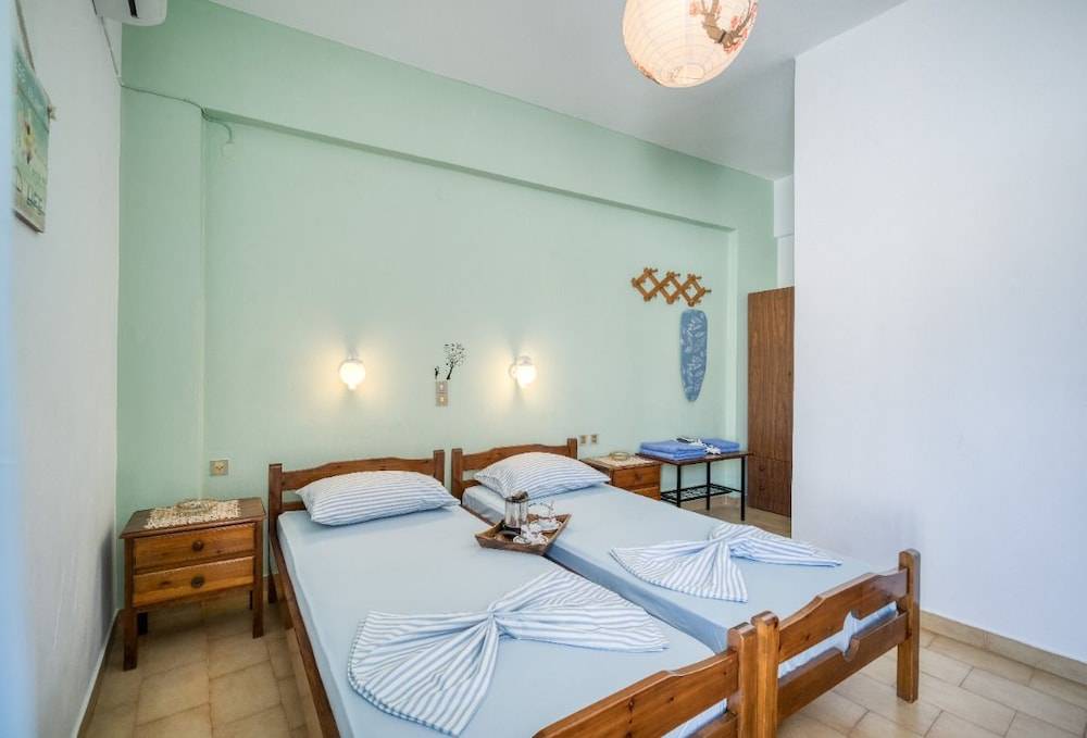 Lefteri's Rooms 2