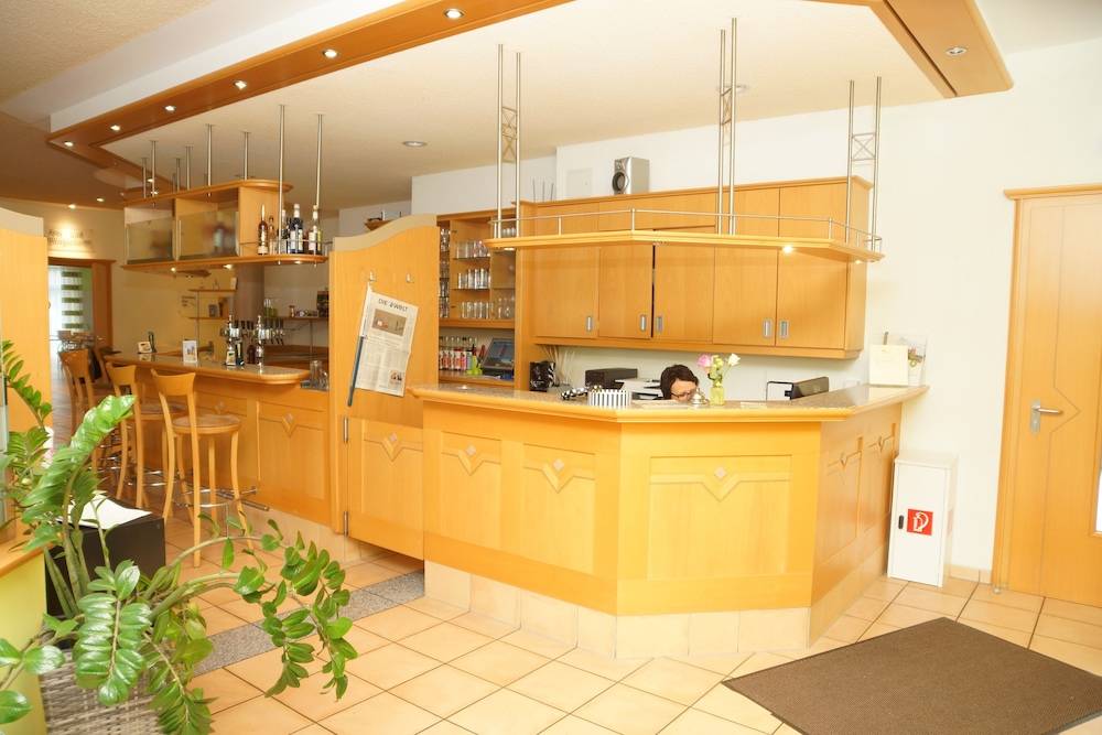 Warias Hotel am Geiseltalsee - Nähe Merseburg und Mücheln 2