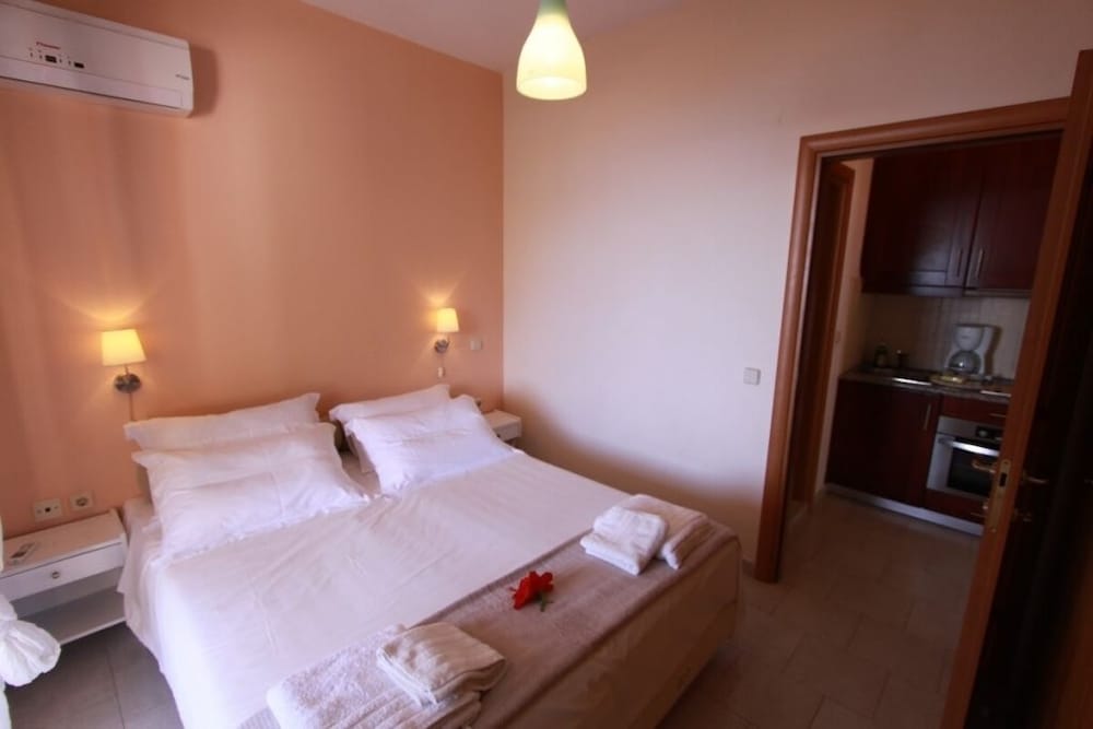 Menigos - Apartment AA5R 155-158 Coco-Mat 2