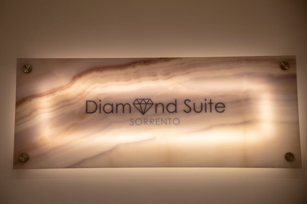 DIAMOND SUITE 2