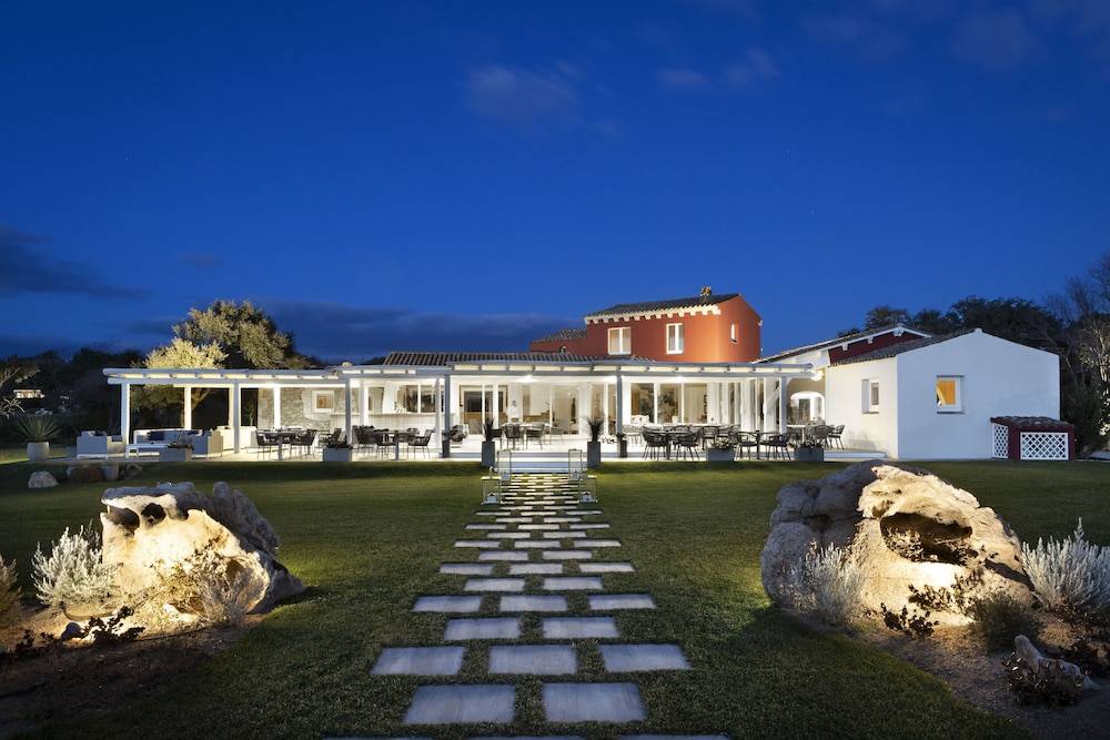 Li Neuli Country Club 1