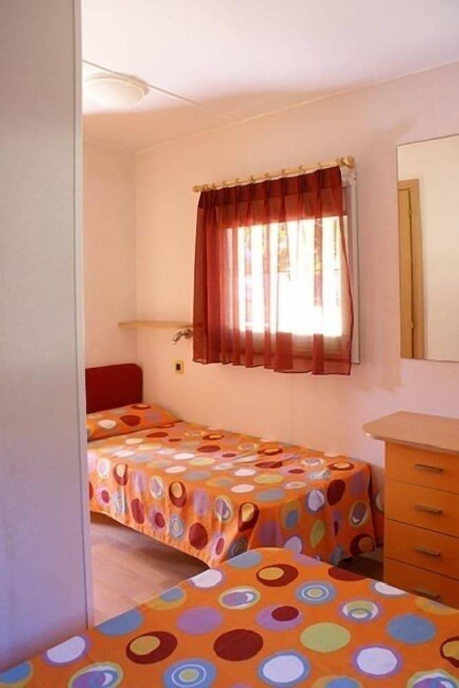 CAMPING AMALASUNTA 2