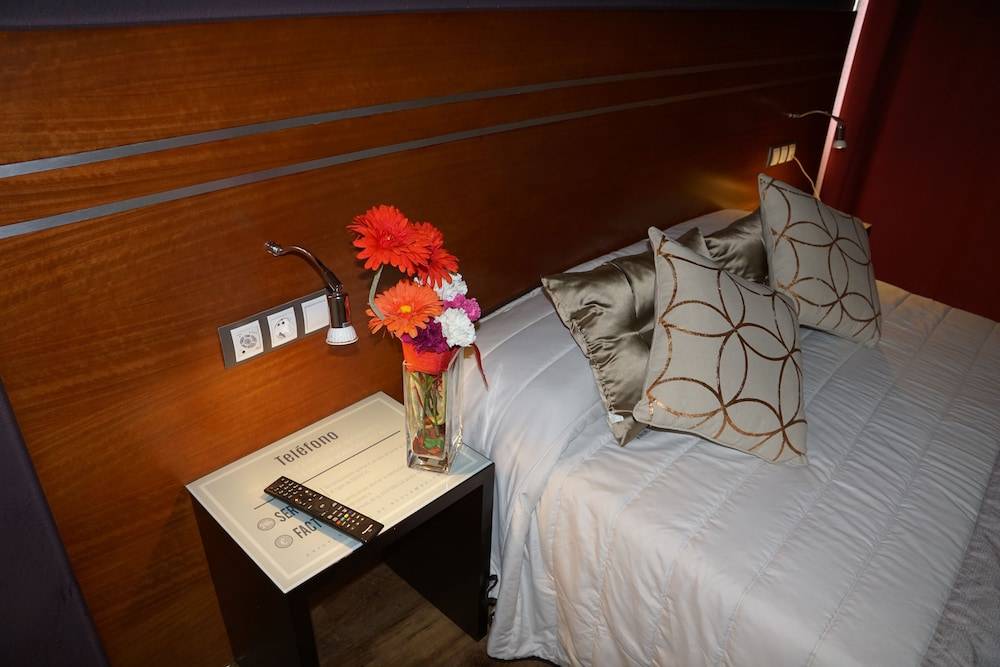 Motel Los Abedules 2