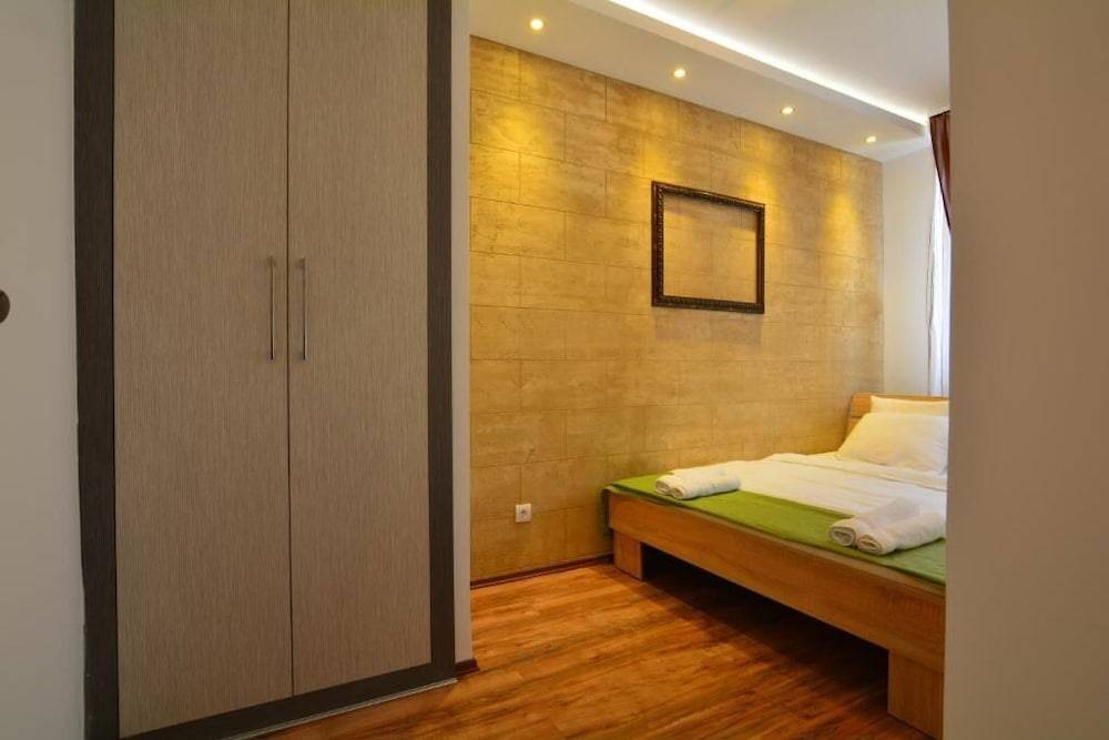 Apartment Dositejeva 2